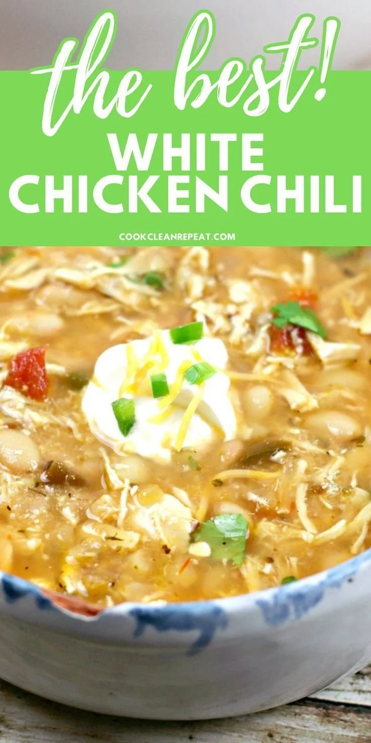 Bowl of Ruby Tuesday White Chicken Chili with toppings